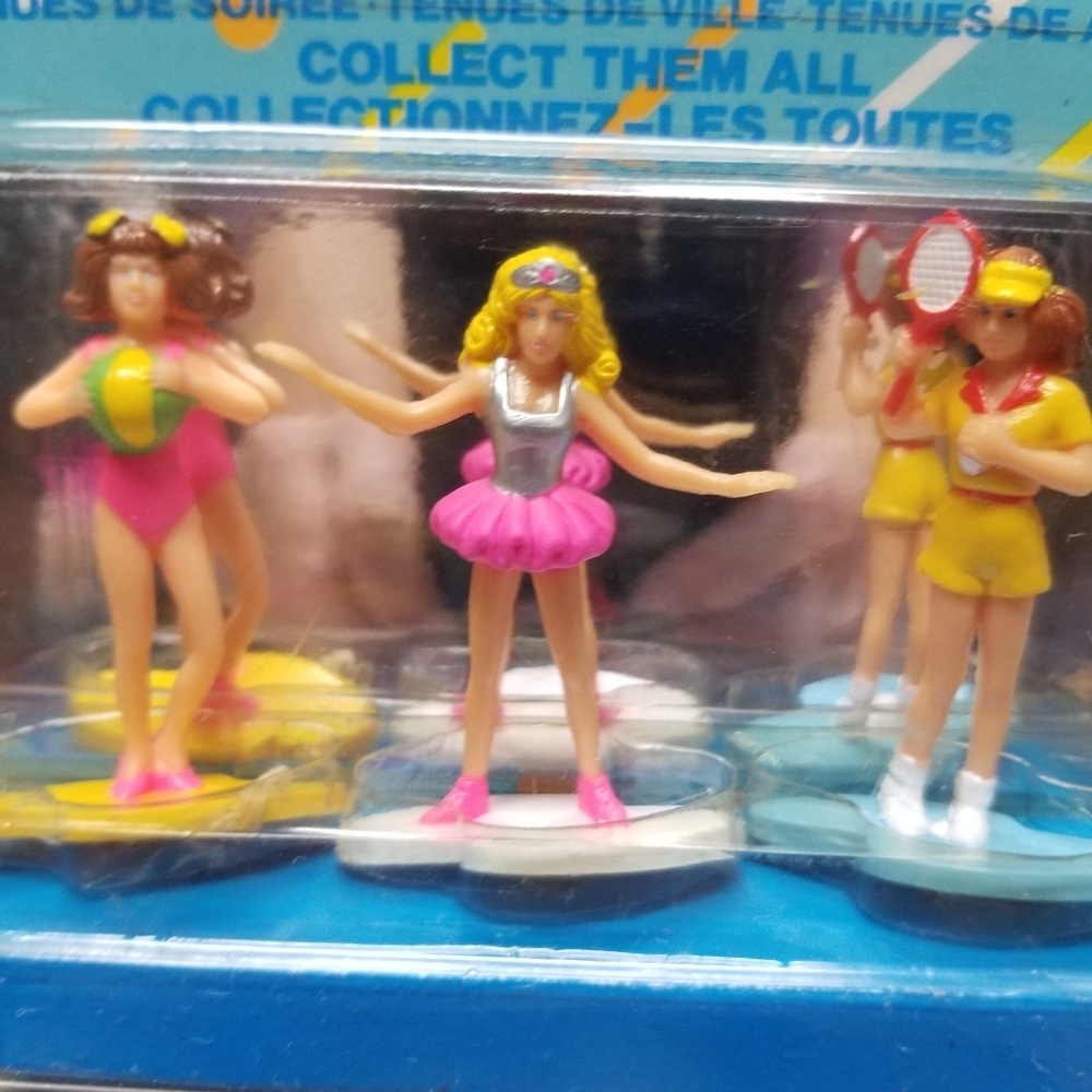 Beach Volleyball Ballerina Tennis Player Toy Doll Figures - Picture 6 of 15